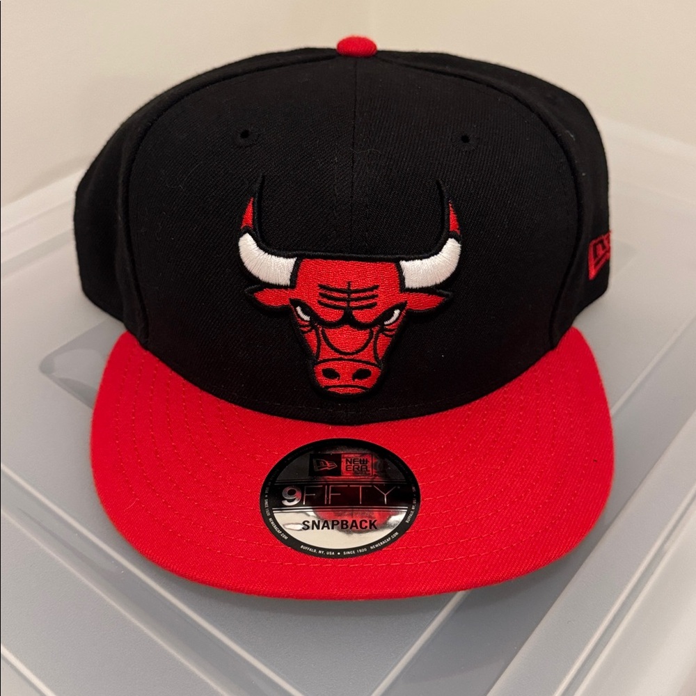 NWT New Era Chicago Bulls SnapBack Cap